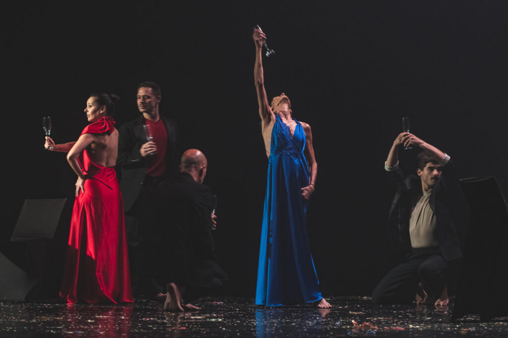 Provisional Danza. Todo lo bueno ocurre en silencio